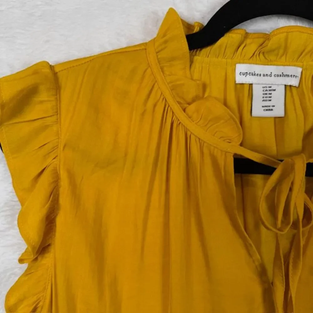 Cupcakes and Cashmere Gold Sleeveless Blouse Ruffle Detail Tie Neck Size Medium - Picture 3 of 10